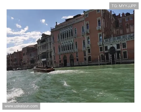 探索澳门威尼斯水城：浪漫水道与独特风情的完美结合